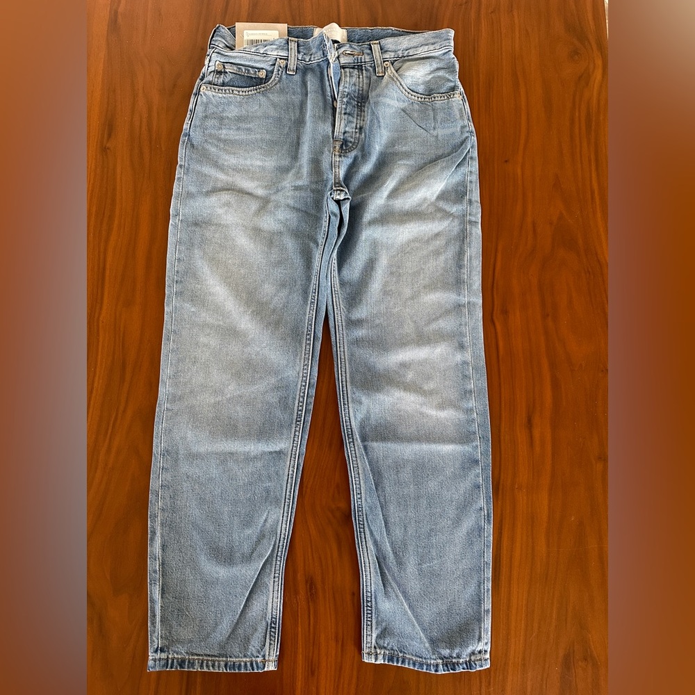 Everlane - “The Summer Slouch Jean” mid rise